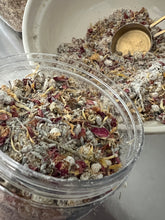 Load image into Gallery viewer, Lux Bath Blend