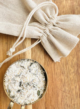 Load image into Gallery viewer, Soothing Bath Blend: for Sun Burns & Itch Relief