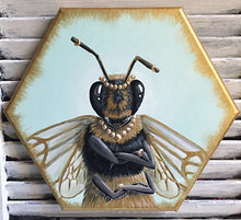 Load image into Gallery viewer, Queen Bee