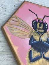 Load image into Gallery viewer, Bee Thankful - Red Clover