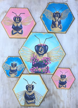 Load image into Gallery viewer, Red Clover Love